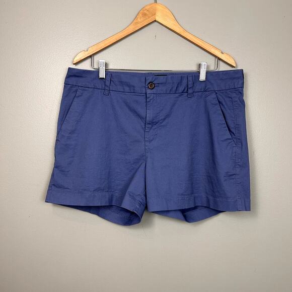 Gap Girlfriend Short Twill Blue size 14 4" Inseam Casual High Rise Stretch Chino - Picture 1 of 5